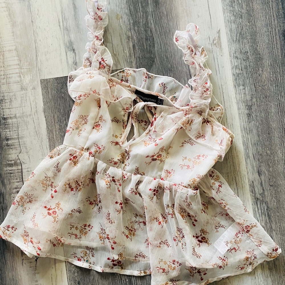 Floral top